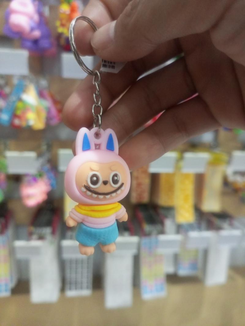 Ganci Karakter Campuran Labubu
