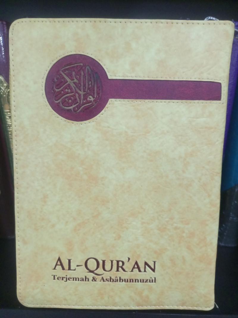 Al-Quran Terjemah dan Asbabunnuzul